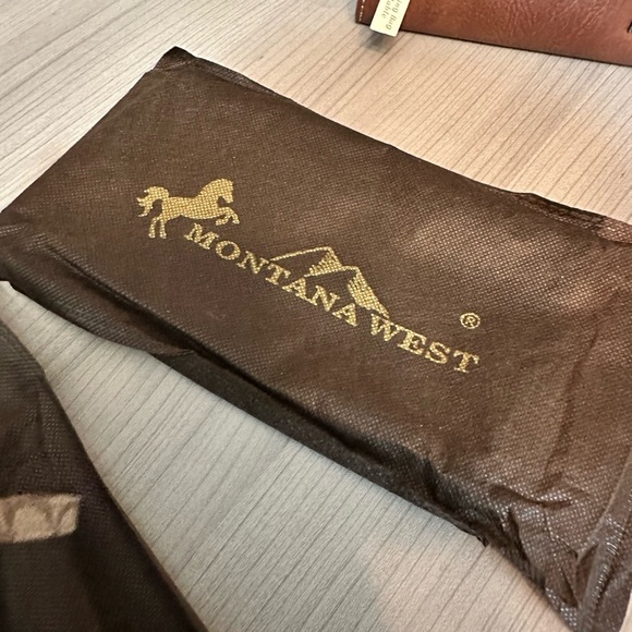 Montana West Brown Embroidered Women's Bag concealed carry section with wallet - Picture 9 of 11